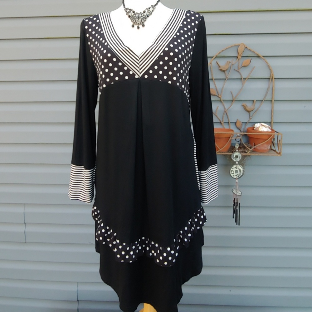 Aster maternity v neck dress / tunic top